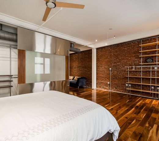 RAI Properties Â· Luxury Loft in Center City, steps from Rittenhouse