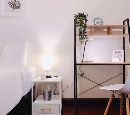 Comfy 2BR Apt w/ Elevator Convention Ctr Across St