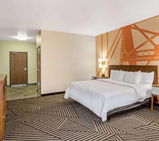 La Quinta by Wyndham Waco Baylor Downtown
