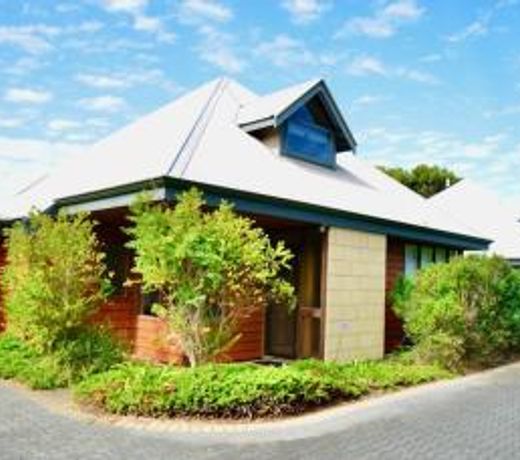 Cowrie Chalet
