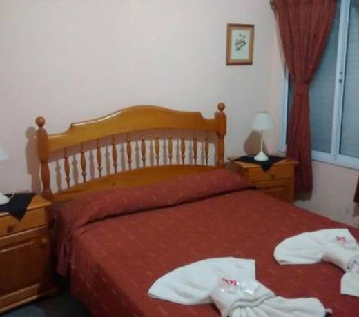 VoVo Resto-Hotel