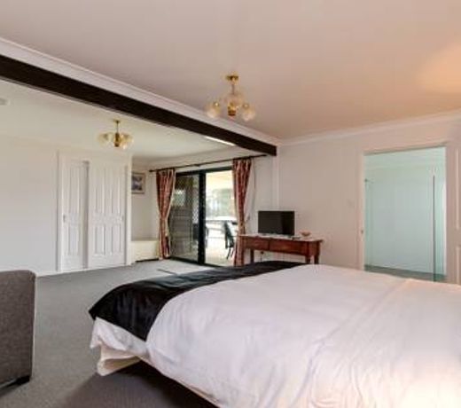 Pinnacle Lodge