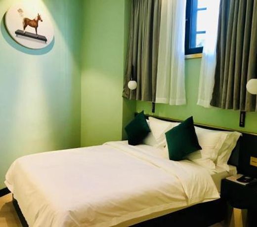 Moon and Chalice Boutique Hotel