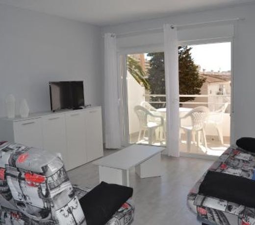 PRECIOSO APARTATAMENTO JUNTO AL MAR