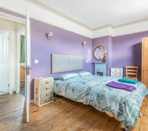 Lovely Three Bedroomed House, Parking 2 Cars