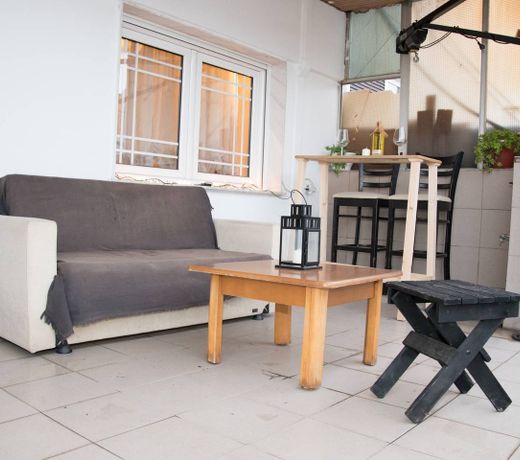Big balcony free parking  90 sqm near city center