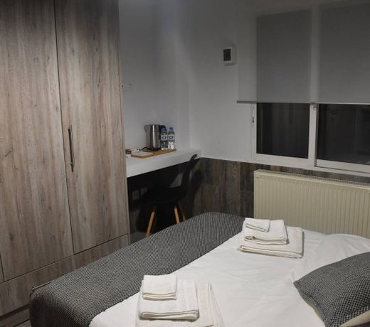 Cozy 1BR right next to Agia Sofia Church (CENTRE)