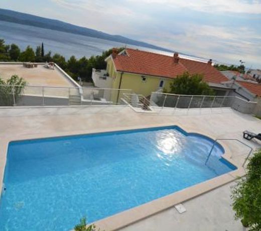 Apartments Saga - swimming pool