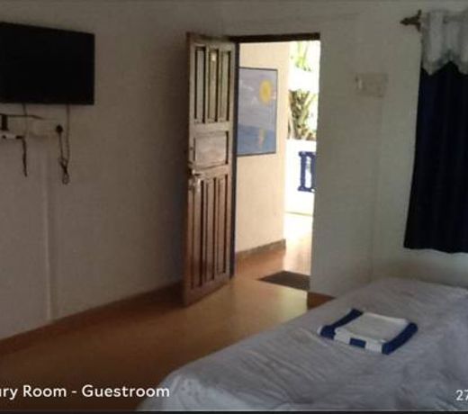 Shiva Ashvem Hotel