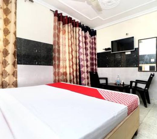 OYO 19961 Hotel New Diamond