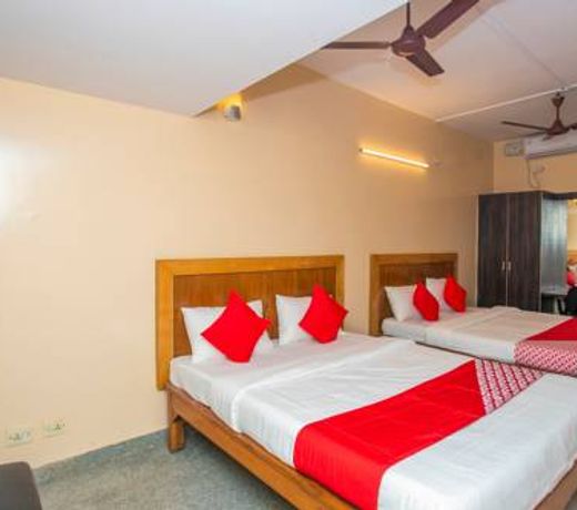 OYO 12965 Archana Inn