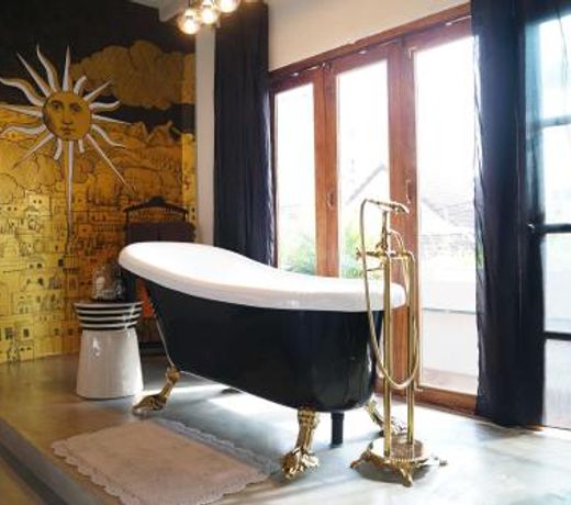 Quirky and Artistic Home with a Copper Bath and DIY Breakfast