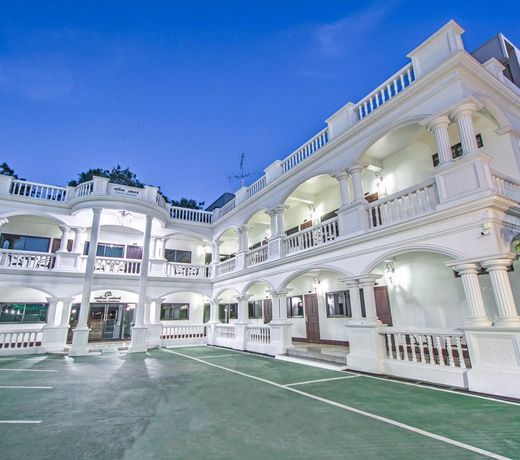 Happiness Guesthouse