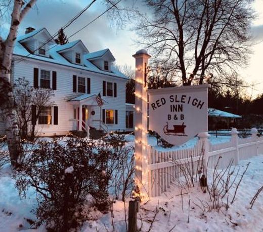 RED SLEIGH INN B&B