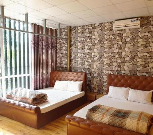 Long Hotel