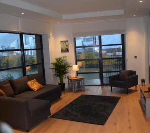 London City Island 3 Bedroom Luxury Apartments, Canary Wharf