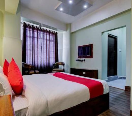 OYO 19563 Infinity Inn