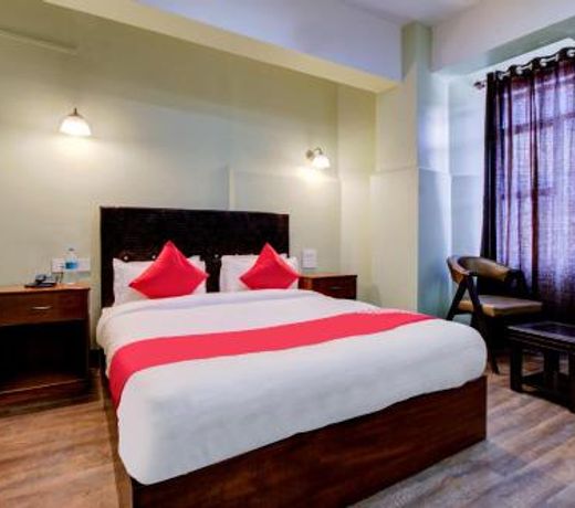 OYO 19563 Infinity Inn