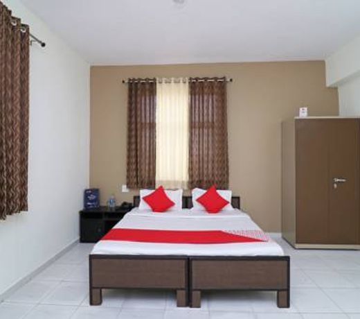 OYO 22648 Shalimar Inn