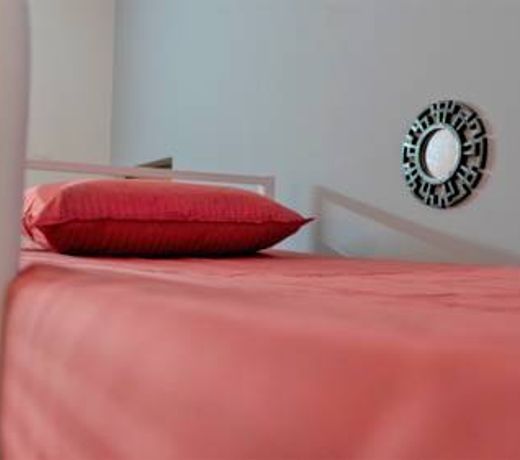 ROOTSVILLA VAGATOR - Longstays, Coworking Backpacker's Hostel