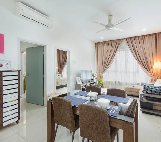 Stay the Night Danga Bay Home