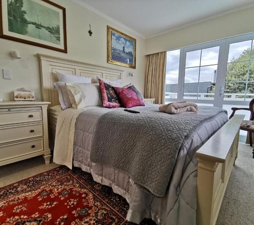 Geyser Lookout BnB