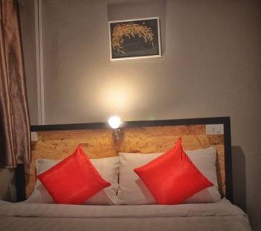 OK CHIC PHUKET HOSTEL