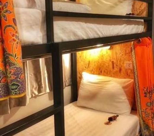 OK CHIC PHUKET HOSTEL