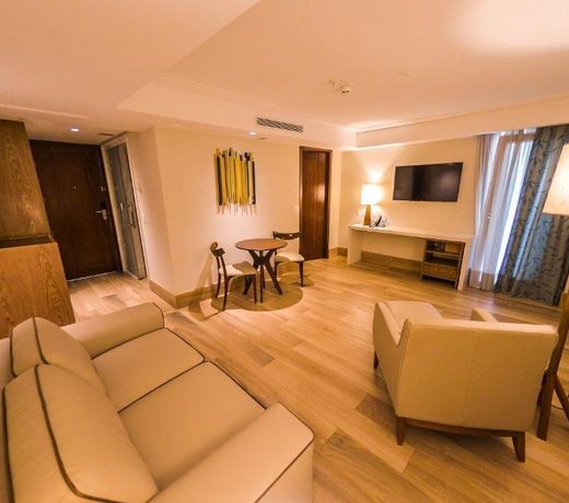 Vogal Luxury Beach Hotel & Spa