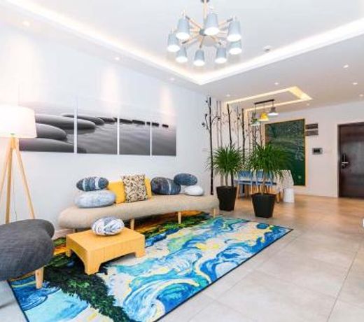 Henan LuoyangÂ·Luo RiverÂ· Locals Apartment 00137320