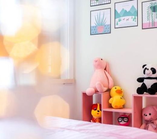 Henan LuoyangÂ·Luo RiverÂ· Locals Apartment 00137320