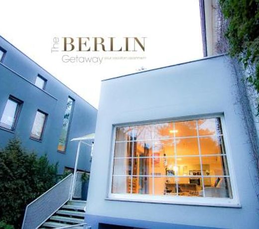 The Berlin Getaway / 80qm in Berlin's Historic Diplomatic Quarter