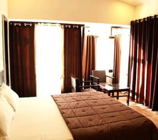 Haut Monde Hill Stream Resort and Spa