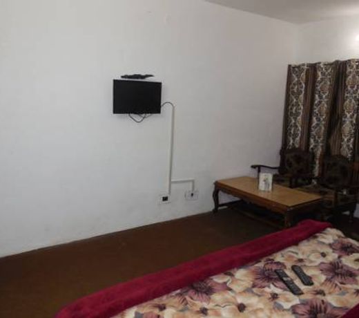 OYO 8951 Hotel Royal Regency