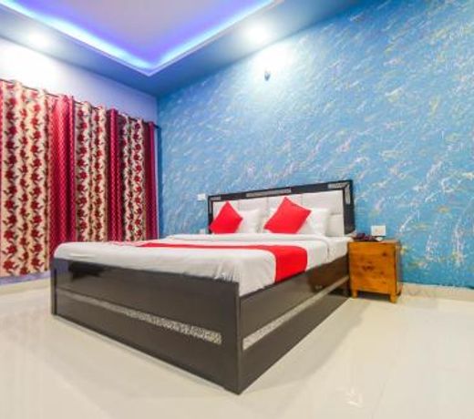 OYO 15935 Hotel Shivay