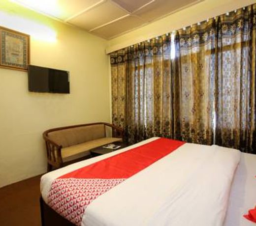 OYO 19359 Hotel Surya Resort