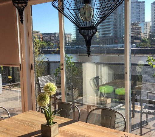 Puerto Madero Warehouse Apartment