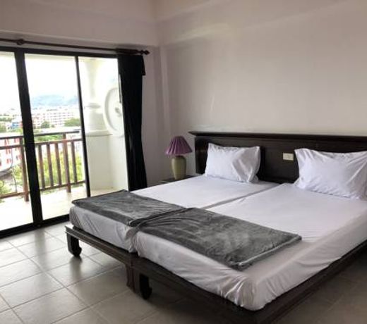 Bodega Phuket Party Resort