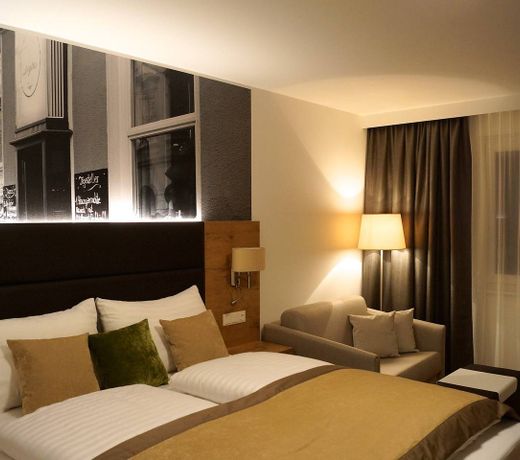Parks 73 The Townhouse Hotel