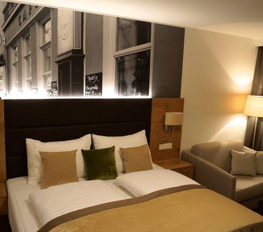 Parks 73 The Townhouse Hotel