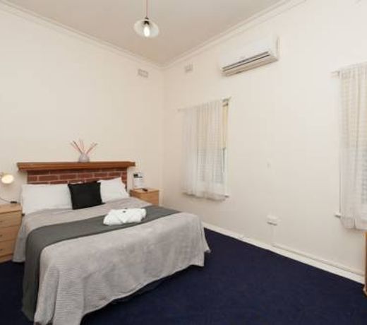Riverina hotel