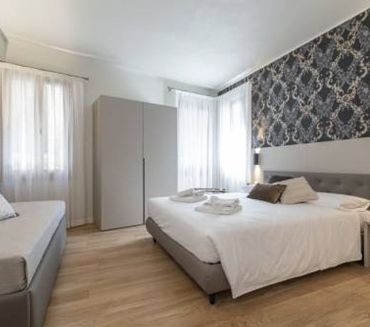 Hotel Dolfin