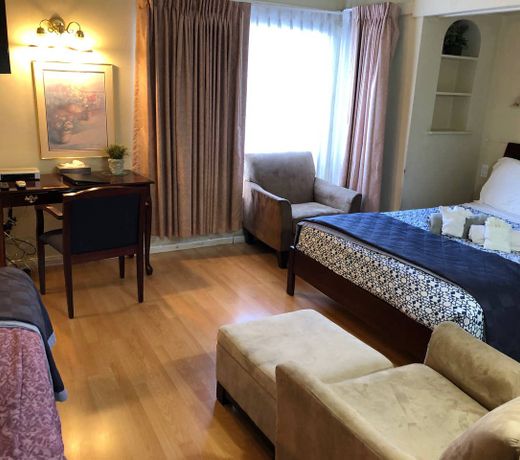 Stanford Inn Rentals Apt #9