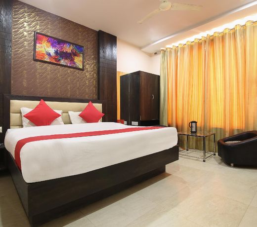 OYO 14635 Hotel Orchid