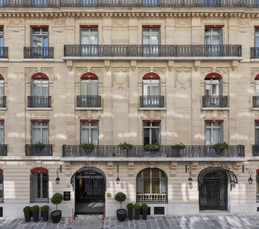 La Clef Champs-Élysées Paris by The Crest Collection