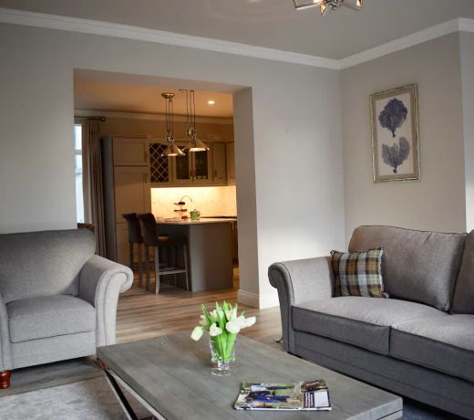 Modern 3 bed penthouse in Templebar