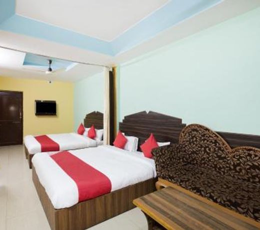 OYO 23056 Hotel Utsav