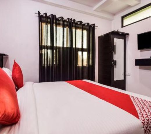 OYO 23296 Hotel Quality Time