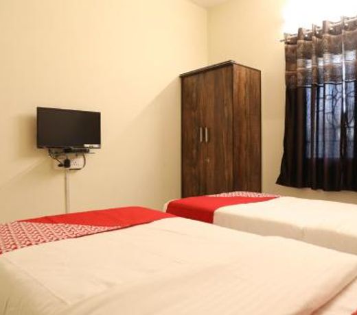 OYO 23431 Ocsa Inn