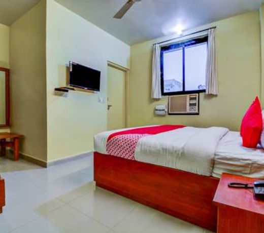 OYO 18320 Hotel Utsav